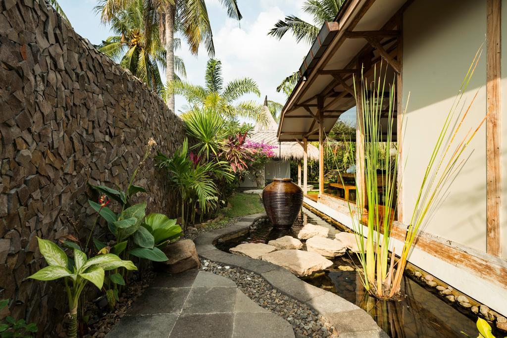 Villa Bhuvana With Private Swimming Pool Gili Trawangan Quarto foto