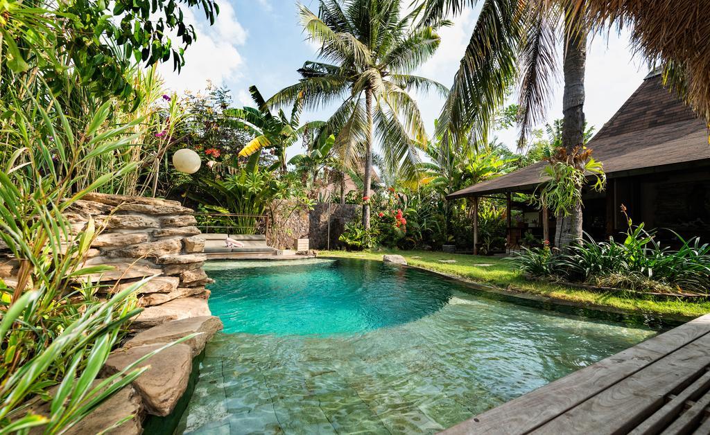 Villa Bhuvana With Private Swimming Pool Gili Trawangan Quarto foto